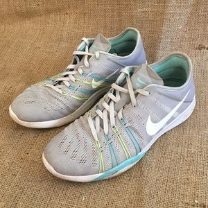 Nike Free TR 6 Training Shoes Gray Women’s 8.5